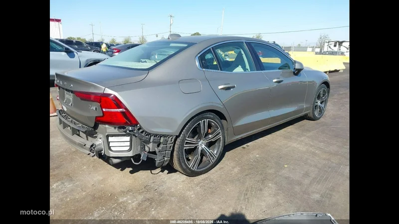 Volvo S60 5