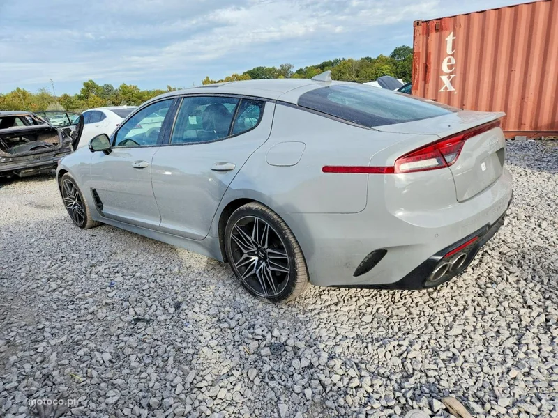Kia Stinger 5