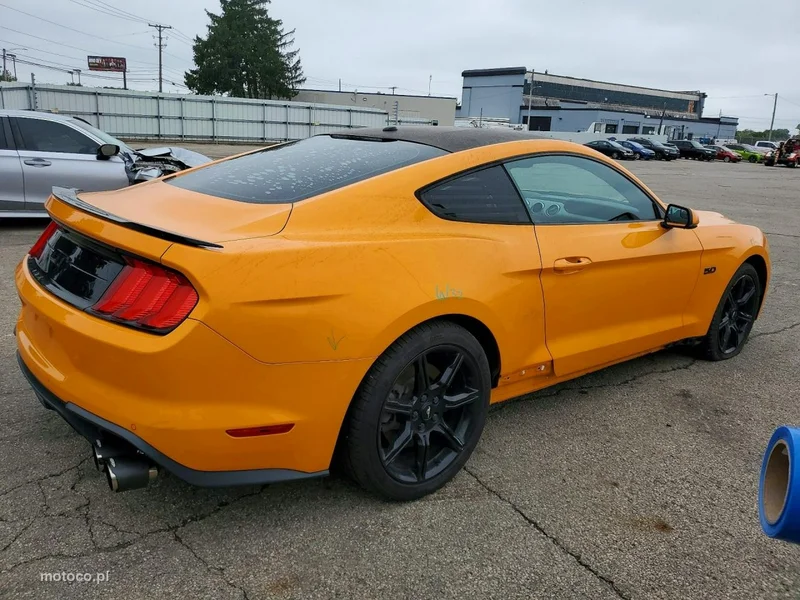 Ford Mustang VI S-550 4