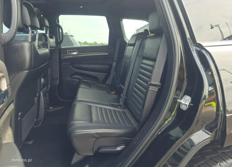Jeep Grand Cherokee 11