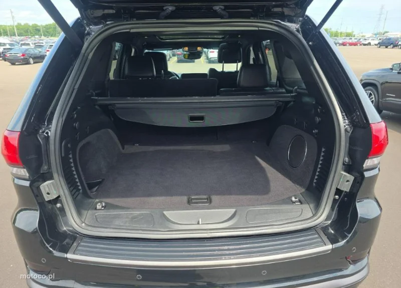 Jeep Grand Cherokee 12