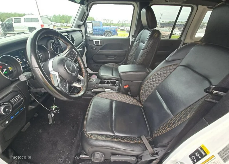 Jeep Wrangler 7