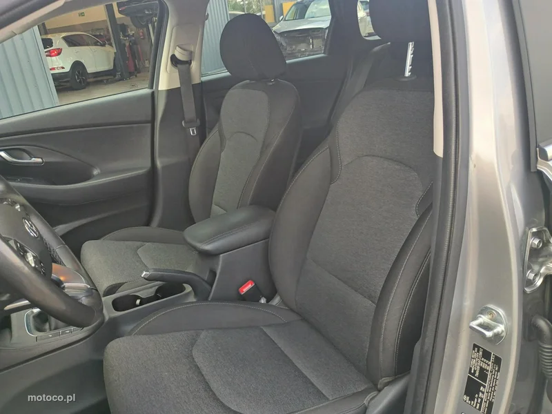 Hyundai i30 11