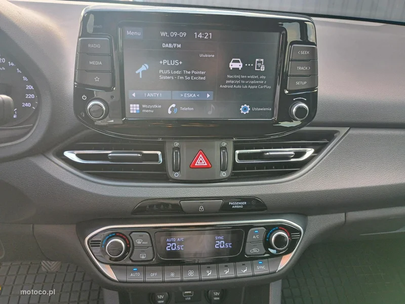Hyundai i30 25