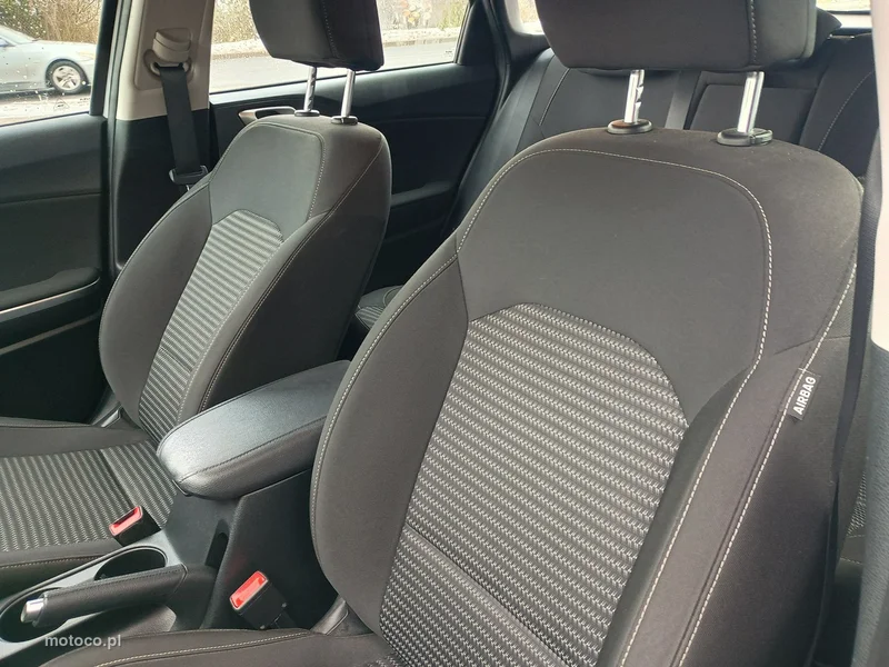 Kia Nowy Ceed 11