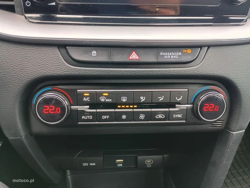 Kia Nowy Ceed 22