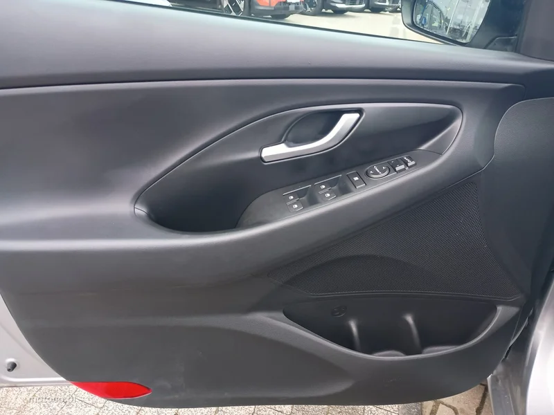 Hyundai i30 12