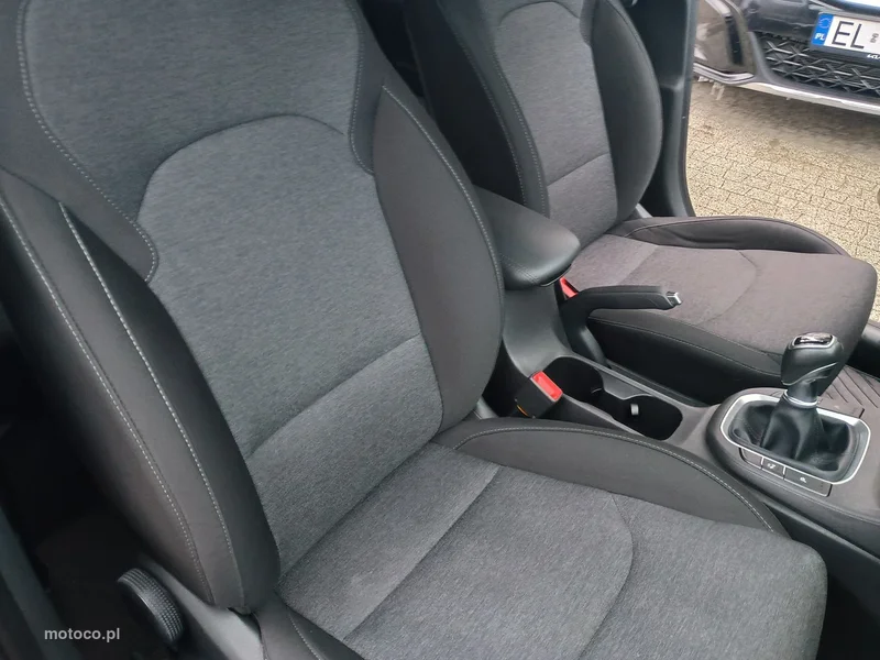 Hyundai i30 27