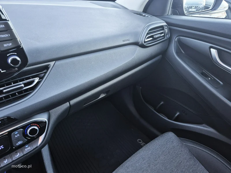 Hyundai i30 36