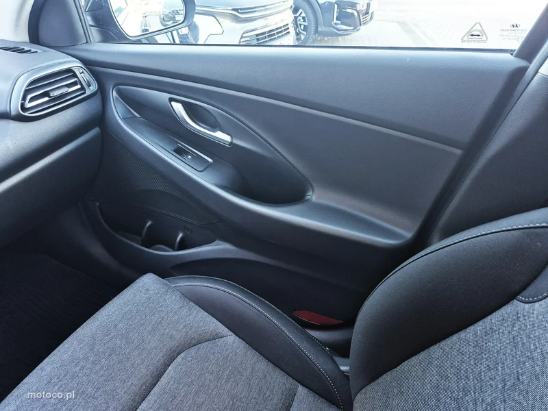 Hyundai i30 37