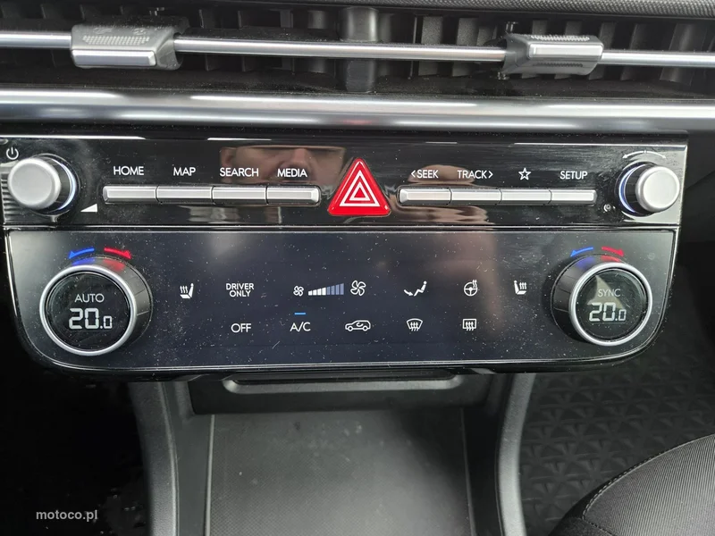 Hyundai TUCSON 12