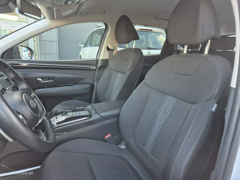 Hyundai TUCSON 10
