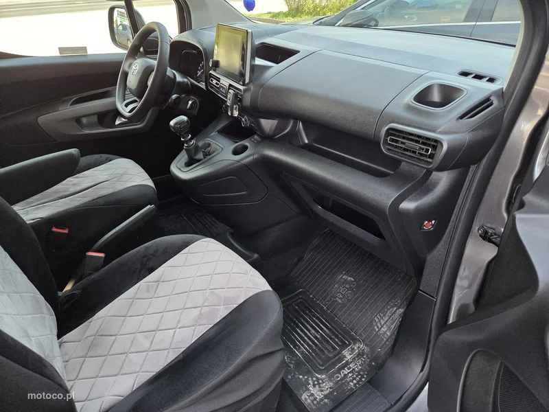 Toyota Proace City Verso 16