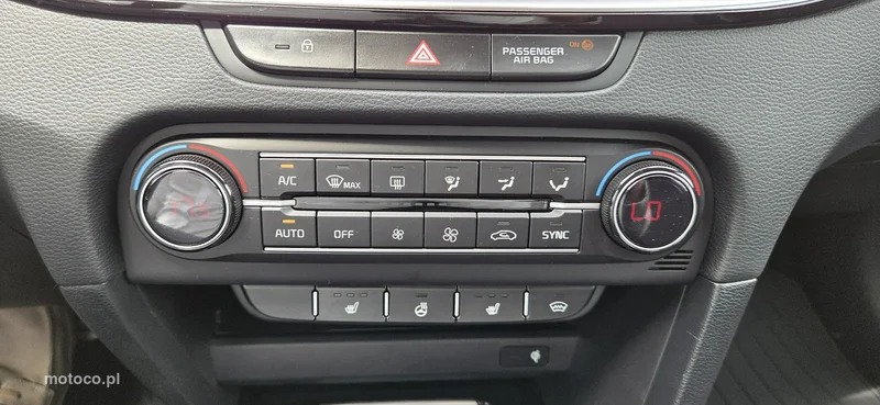 Kia Nowy Ceed 18