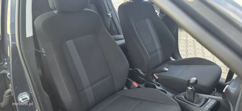 Hyundai i20 16