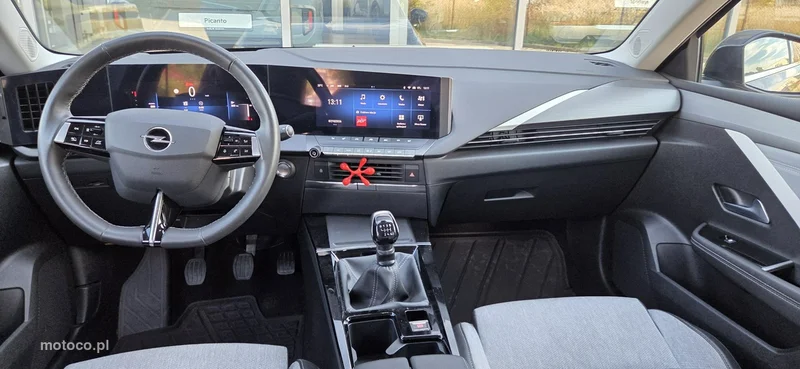 Opel Astra L 17