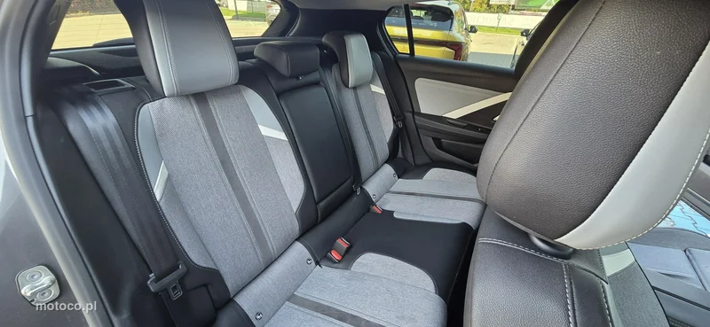 Opel Astra L 18