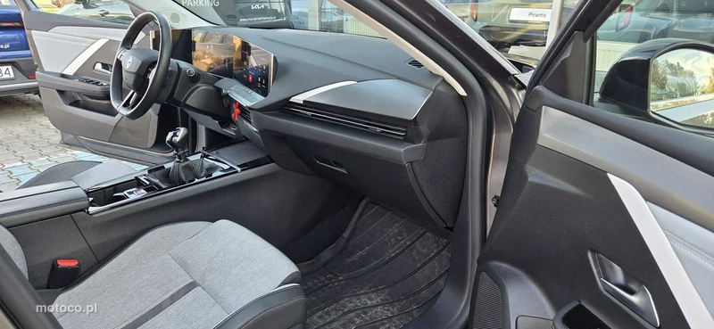 Opel Astra L 20