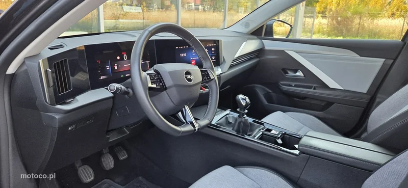 Opel Astra L 21