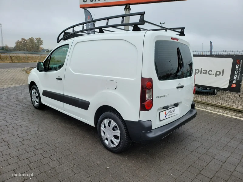 Peugeot Partner 8