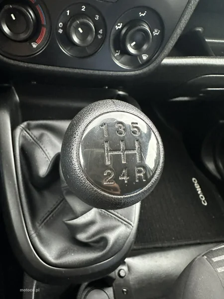 Opel Combo 22