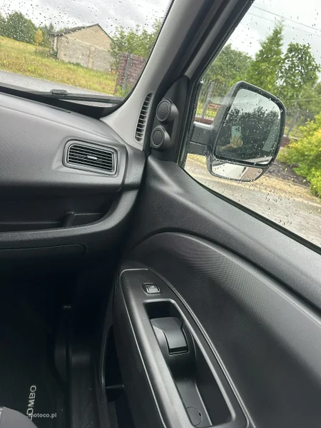Opel Combo 24
