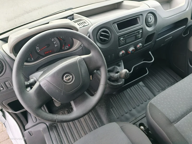 Opel Movano 27