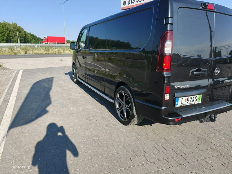 Opel Vivaro 11