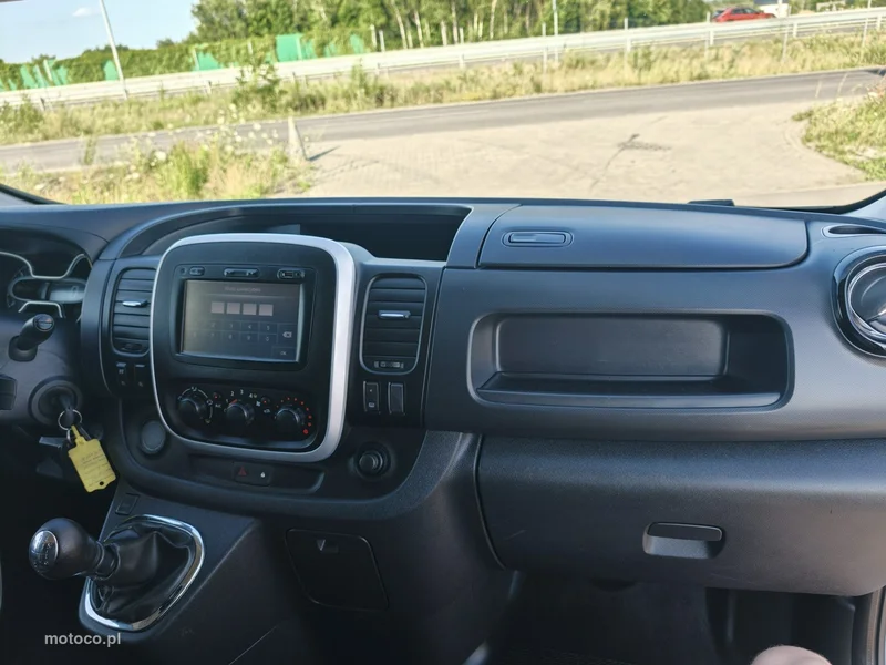 Opel Vivaro 16