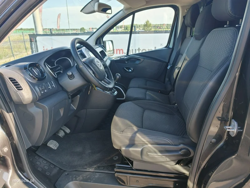 Opel Vivaro 18
