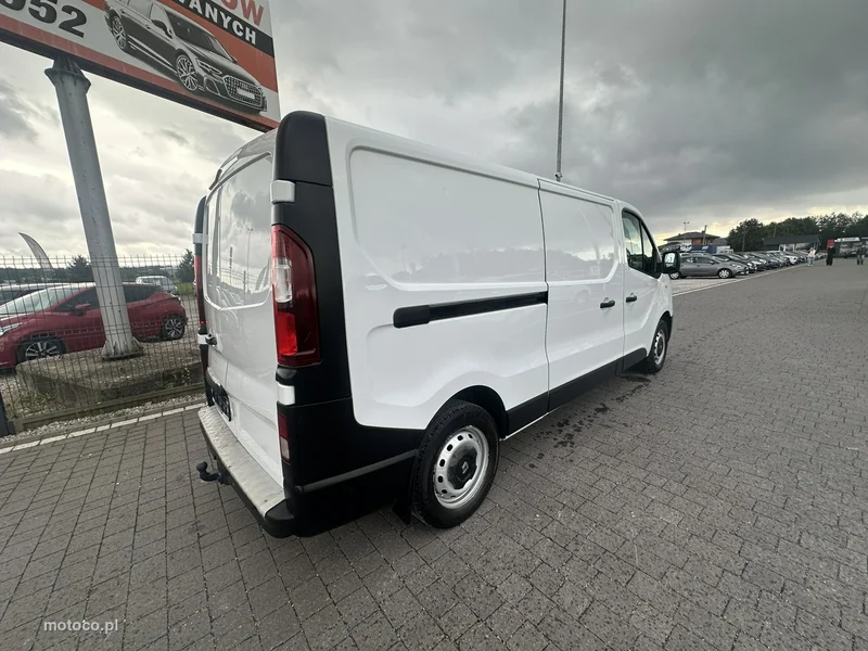 Renault Trafic 6