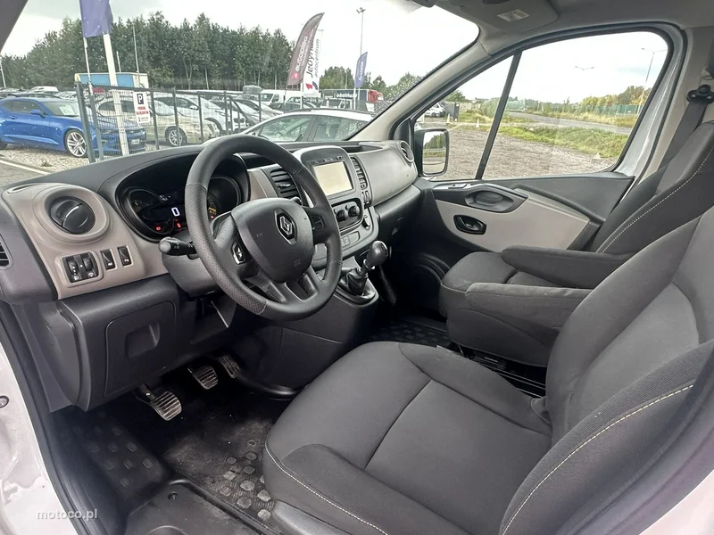 Renault Trafic 7
