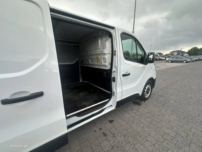 Renault Trafic 14