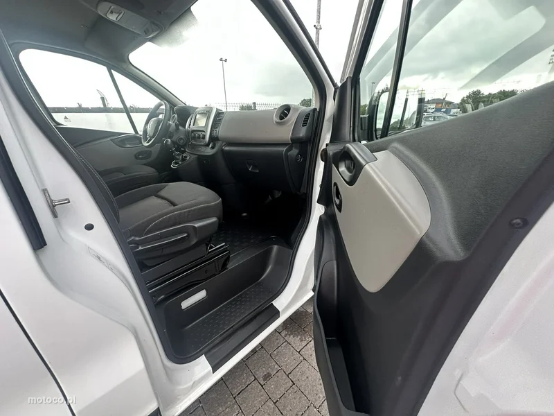 Renault Trafic 15