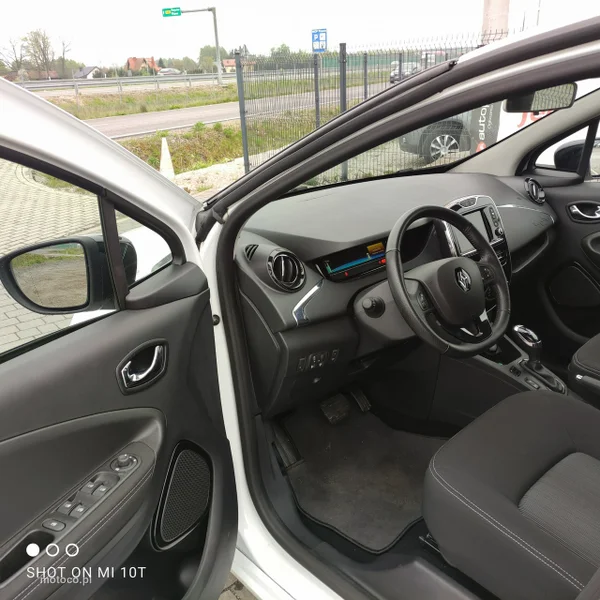 Renault ZOE 16