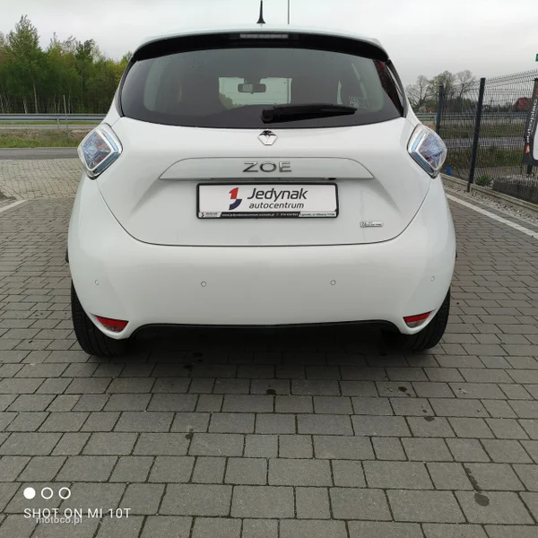 Renault ZOE 10