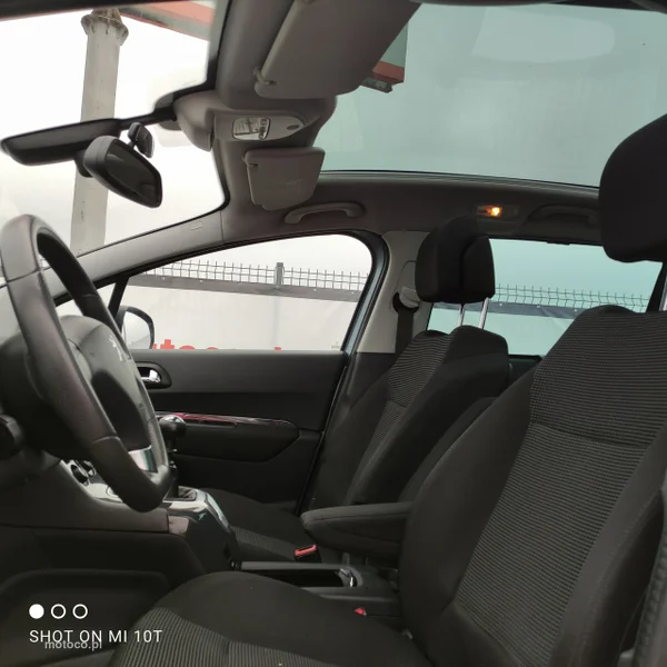 Peugeot 5008 21