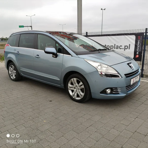 Peugeot 5008 6