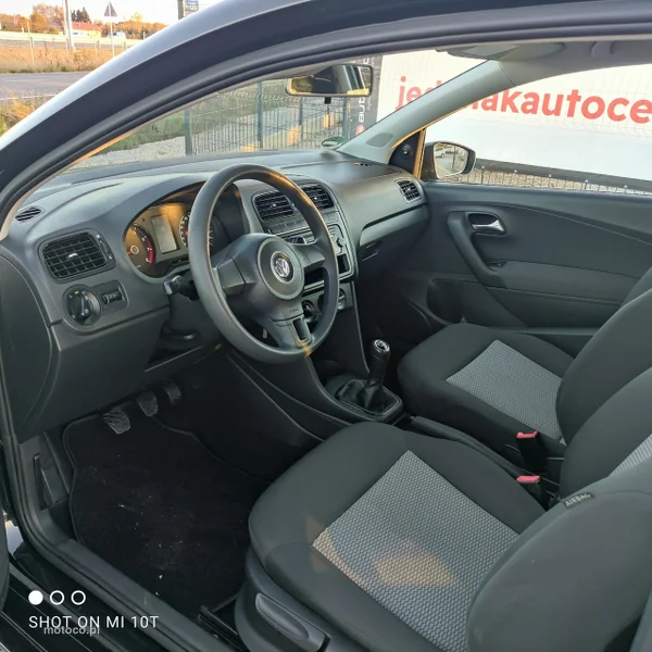Volkswagen Polo V 6R 15