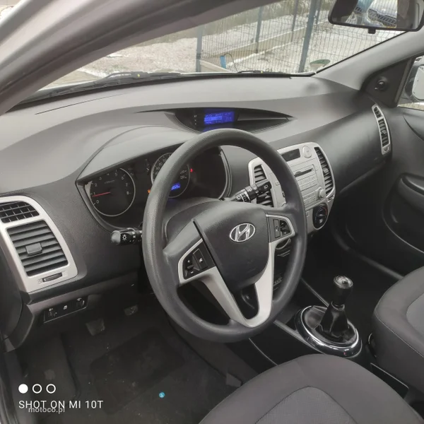Hyundai i20 17