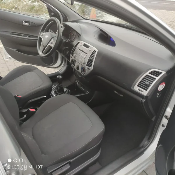Hyundai i20 21