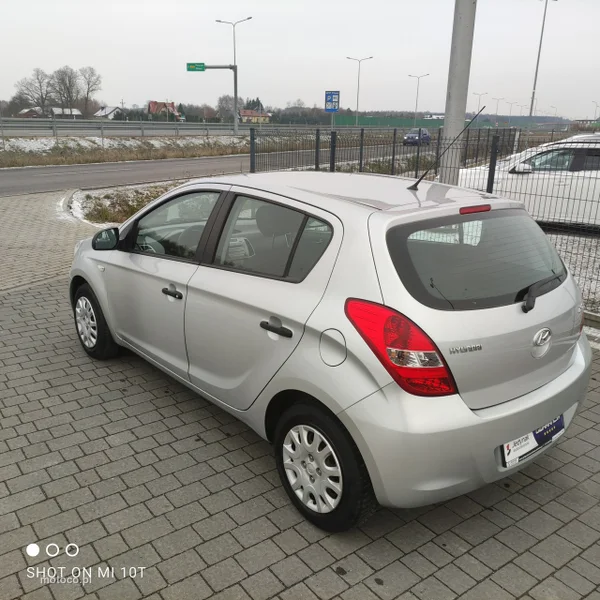 Hyundai i20 10