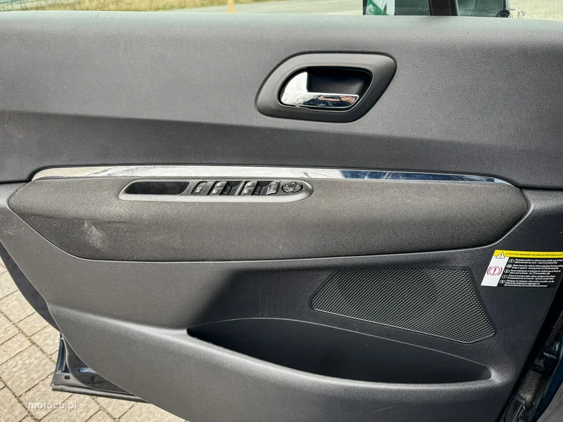 Peugeot 5008 11