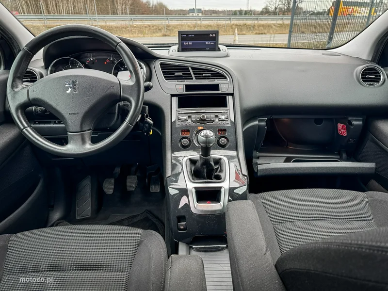 Peugeot 5008 13