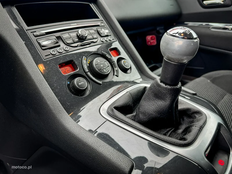 Peugeot 5008 17