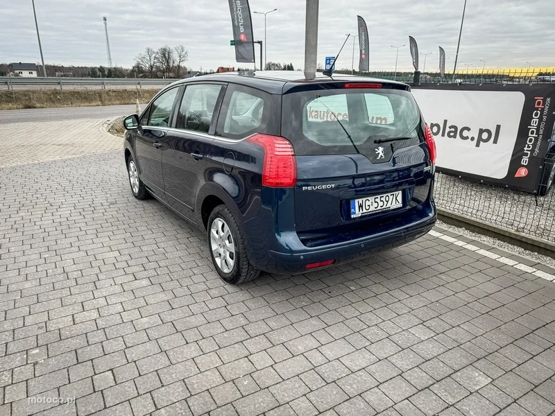 Peugeot 5008 6