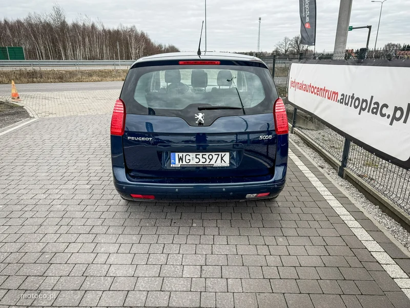 Peugeot 5008 7
