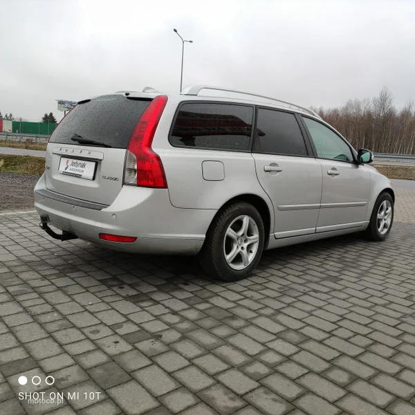 Volvo V50 14