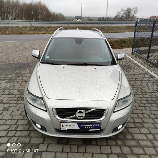 Volvo V50 4