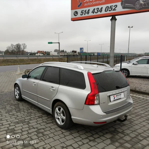 Volvo V50 9